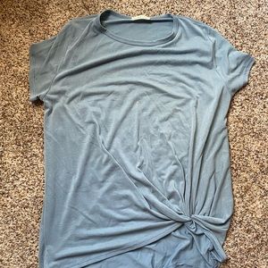 Knot front basic tee
